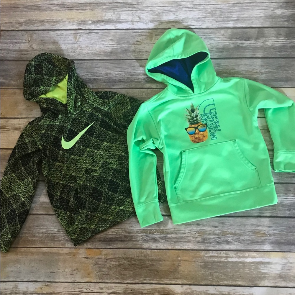Boys size 7 northface and nike hoodie